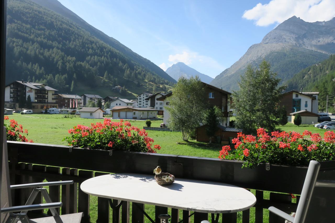 Ferienhaus Alea Saas-Grund Luaran gambar
