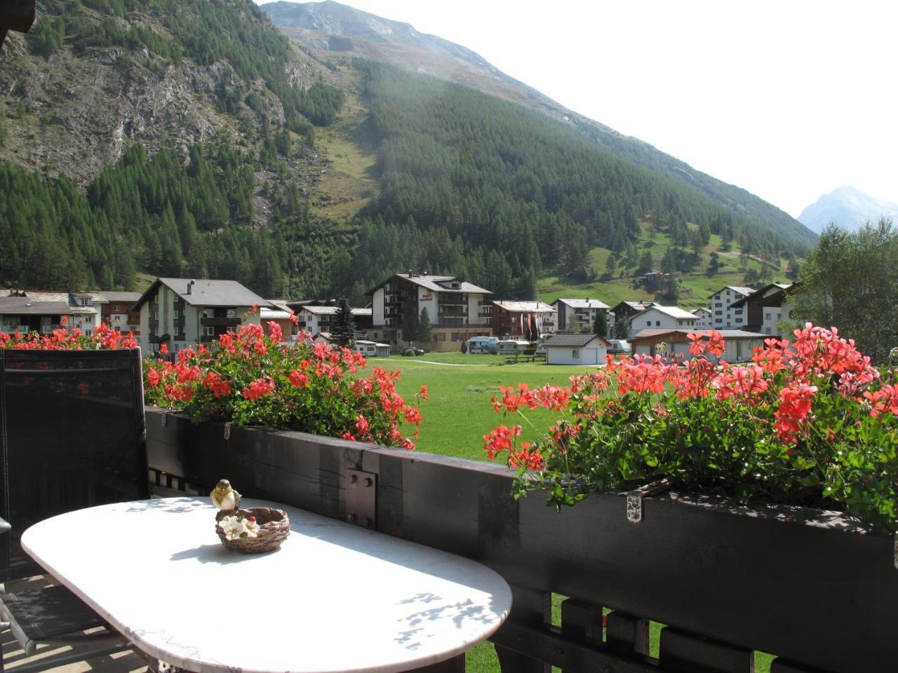 Ferienhaus Alea Saas-Grund Luaran gambar